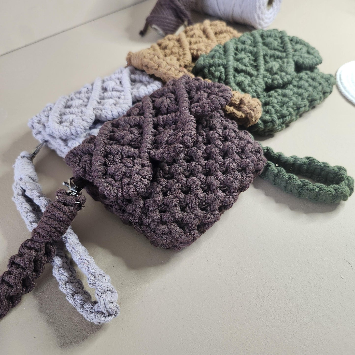 Girls Wallet, Small hand Purese, macrame small wallet, handmade purse, handmade macrame purse, gift for friends, gift for myself, purse