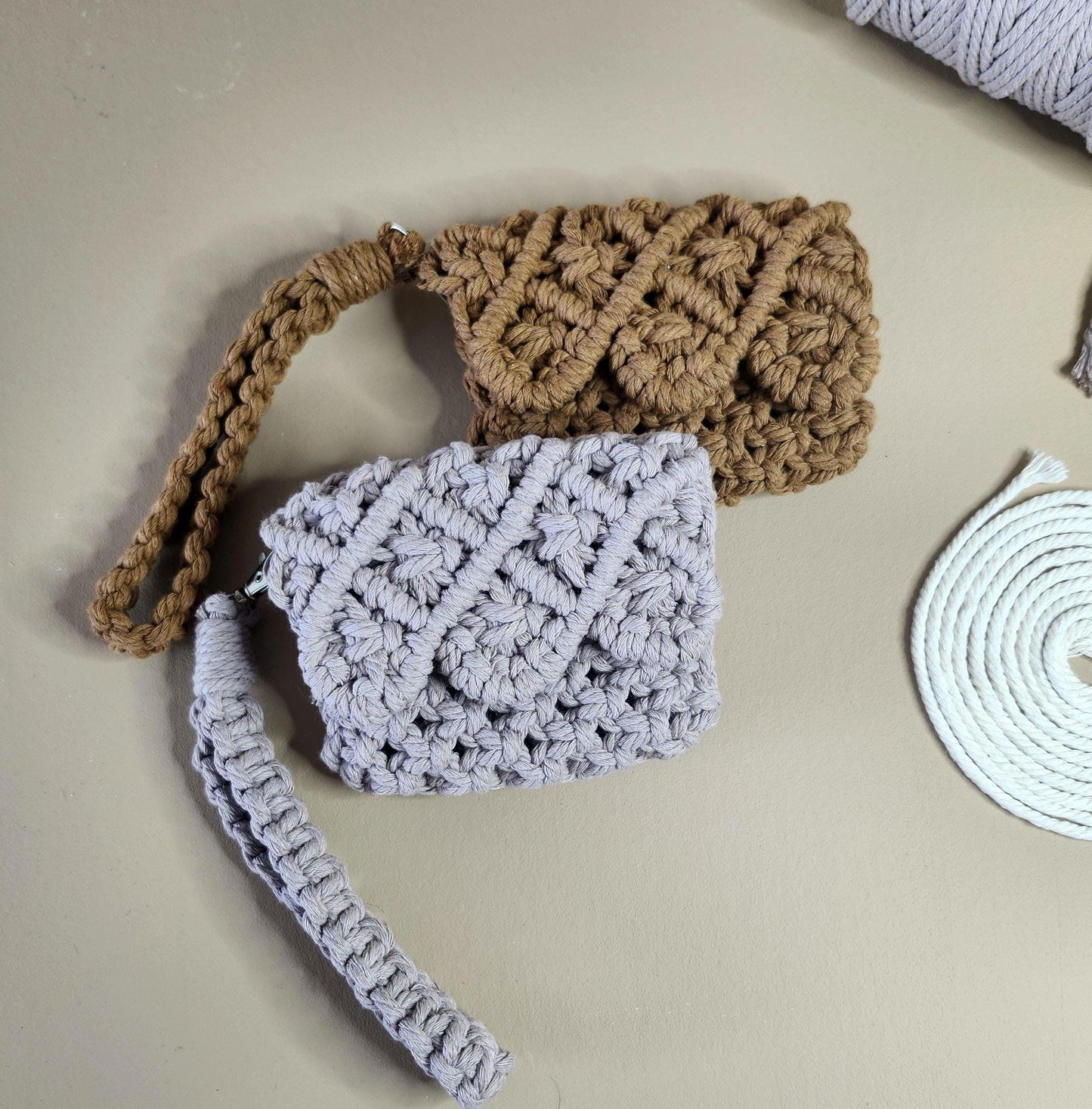 Girls Wallet, Small hand Purese, macrame small wallet, handmade purse, handmade macrame purse, gift for friends, gift for myself, purse