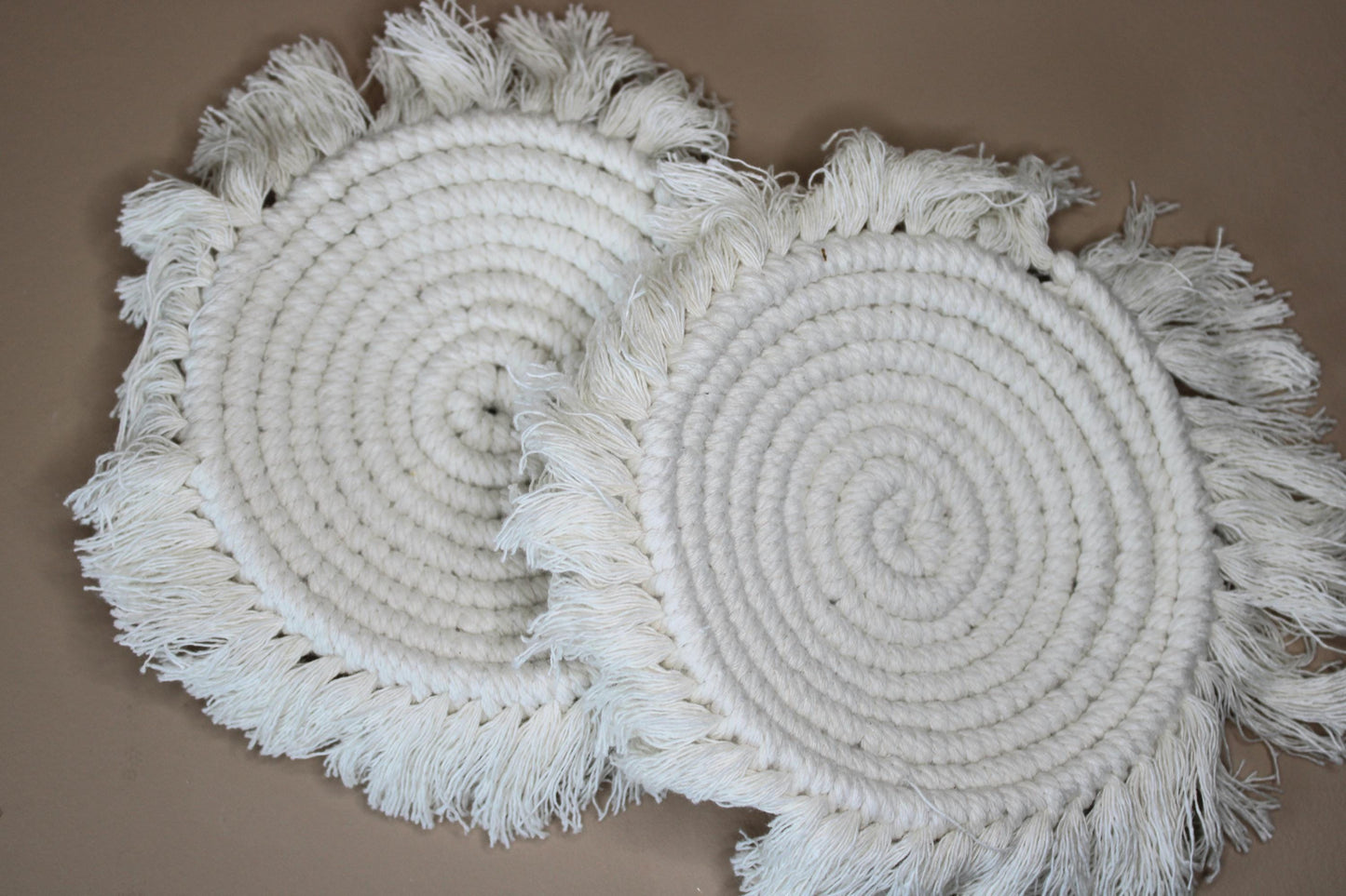 Handmade Coaster set of 2, Macrame Coasters, table decor, housewarming gift, gift for her,boho kitchen, Round Coaster