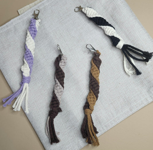 Macrame keychain, macrame charm,macrame spiral twist keychain,keychain,macrame bag charm,boho keychain