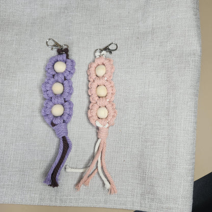 Macrame keychain, macrame charm,macrame flower keychain, flower keychain,macrame bag charm,boho keychain