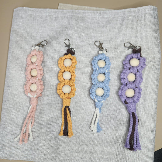 Macrame keychain, macrame charm,macrame flower keychain, flower keychain,macrame bag charm,boho keychain