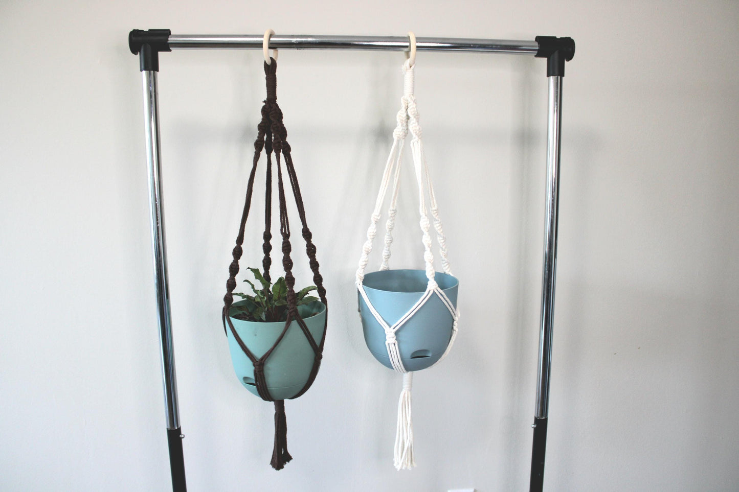 Macrame plant hanger, Boho plant decor, hanging planter,boho gift decor, Gift for her, Plant hanger, summer gift, inddor plant holder