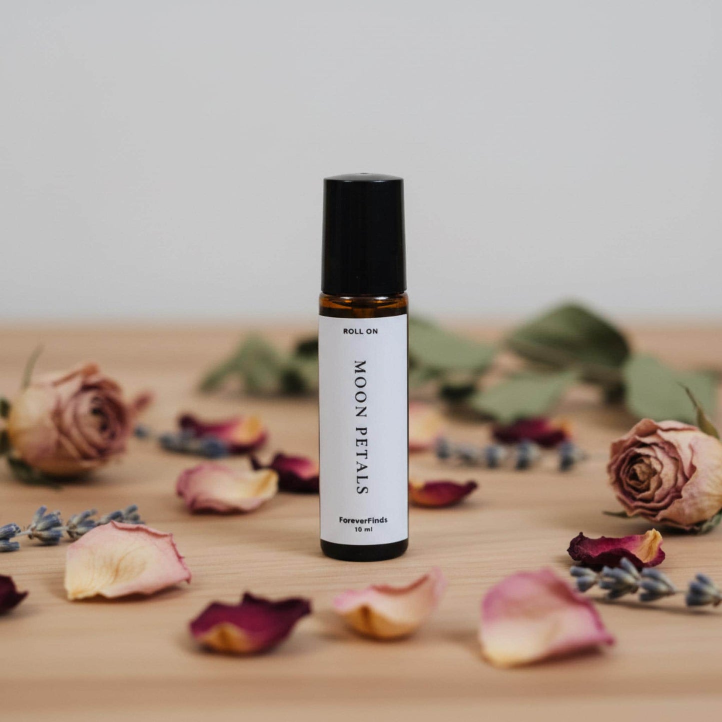 Moon Petals Roll On oil Perfume