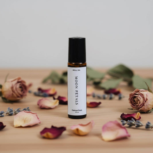 Moon Petals Roll On oil Perfume
